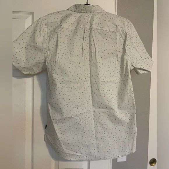 Quicksilver Button Up - Picture 4 of 5